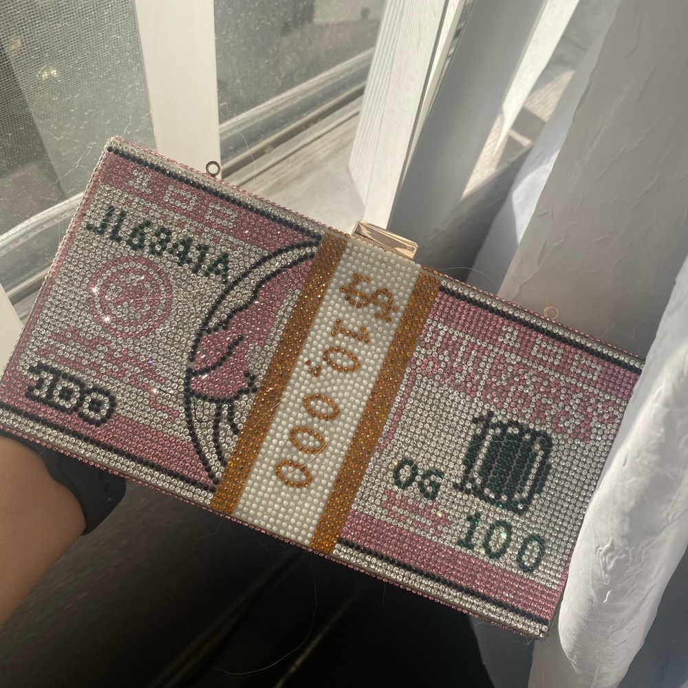 Clutch purse